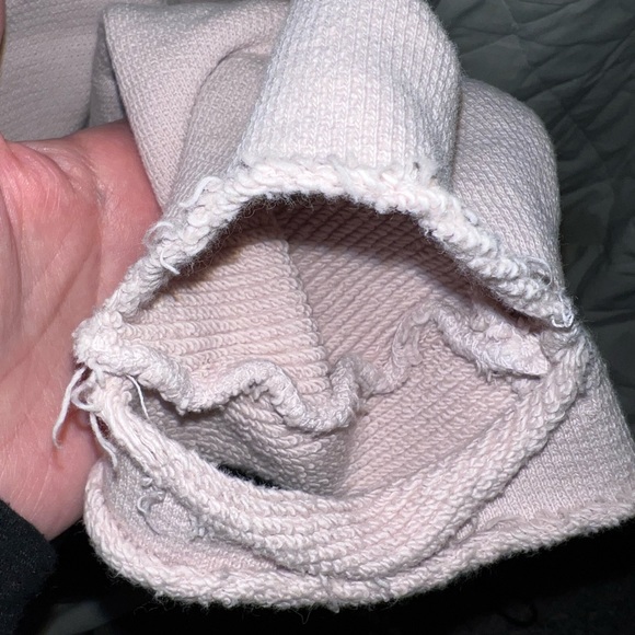 good hYOman Distressed Cropped Sweatshirt - Picture 5 of 11